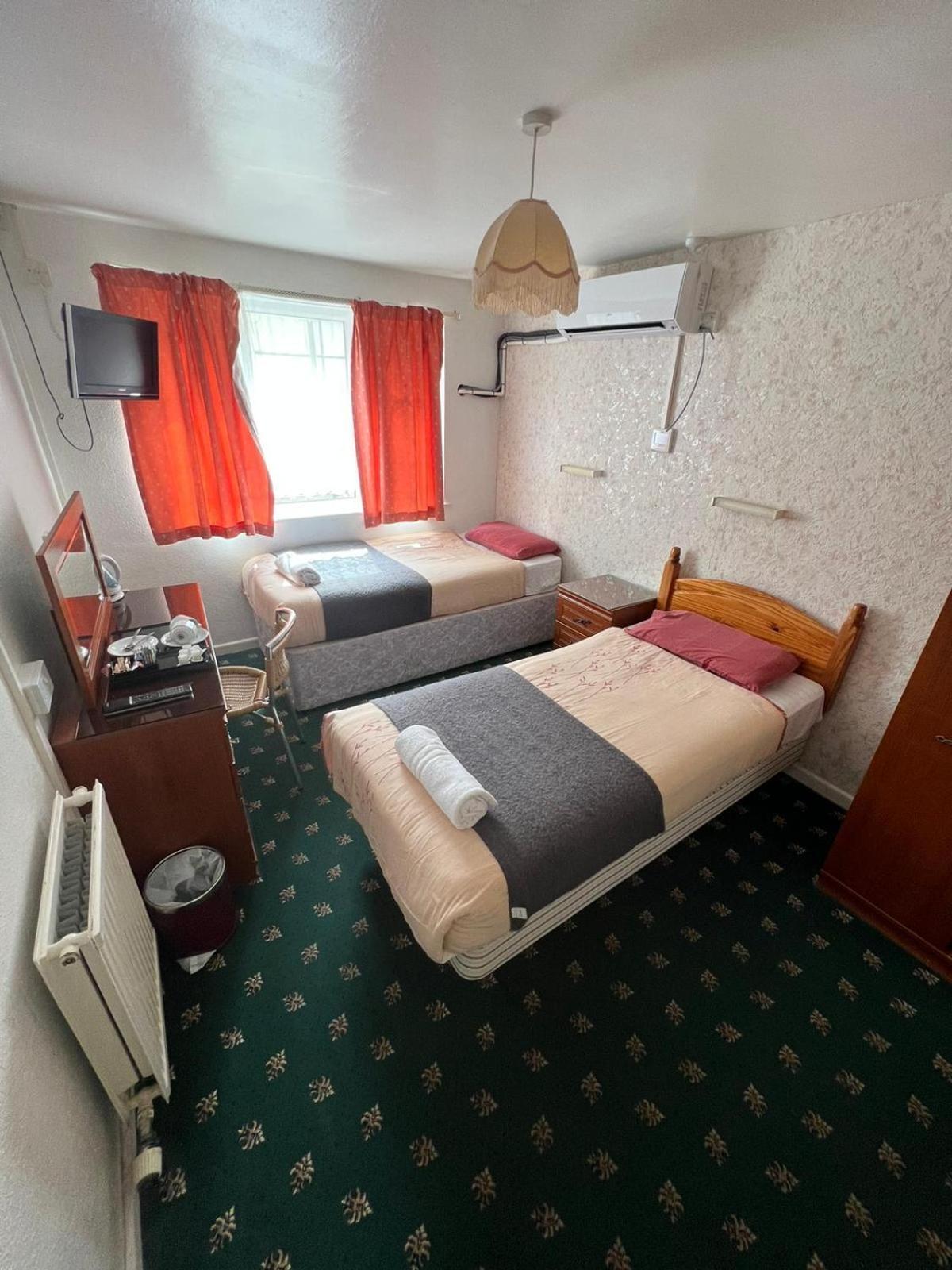 Bonair Hotel *